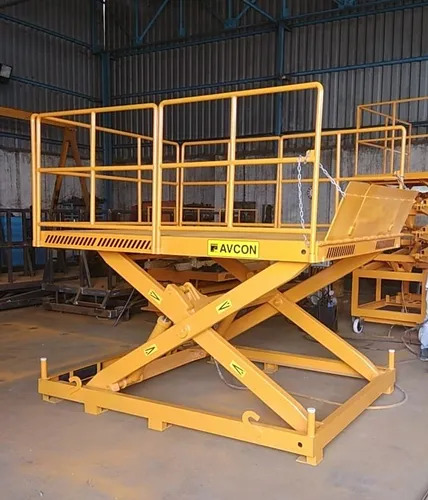 Hydraulic scissor lifts