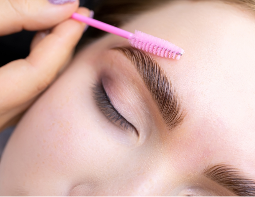 Eyebrow Shapes for Women: Finding the Most Flattering Brow Style