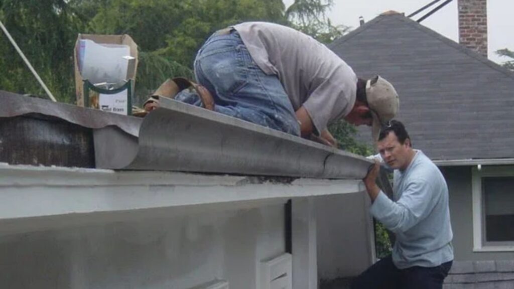 Seamless Gutter Installation in Los Angeles