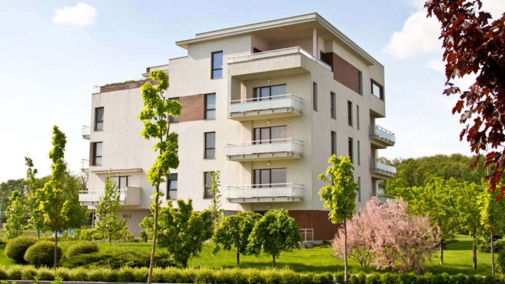 What I Learned After Hiring a Professional for Apartment Complex Maintenance in Everett