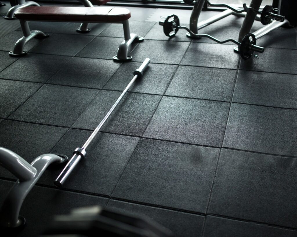 Why Interlocking Gym Flooring Wins for Renters and Temporary Setups