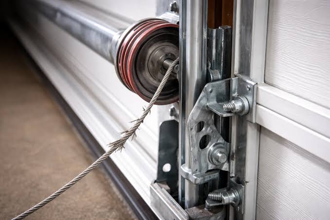 How to Identify a Broken Garage Door Cable Early